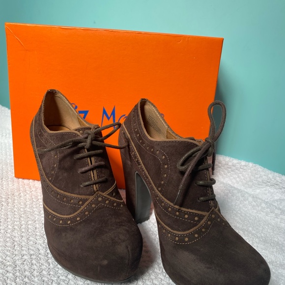 Miz Mooz lace up booties size 7.5. - Picture 2 of 5